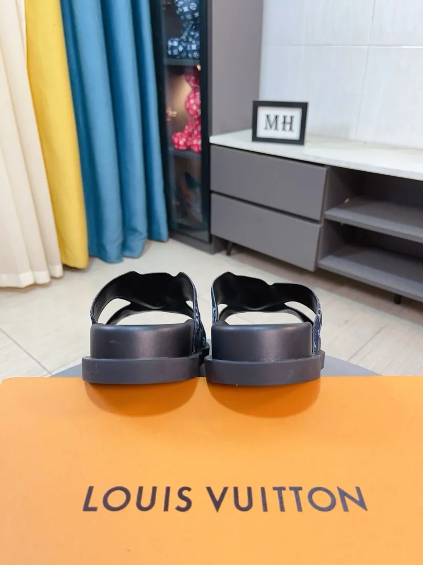 Men's shoes 💰300🌹🌹【LV】Multi-color new men's slippers, original quality top version, original special printed denim➕sheepskin on the inner side, non-slip combination sole, more stable walking, more comfortable and lightweight, high-end and generous, size: 38~44